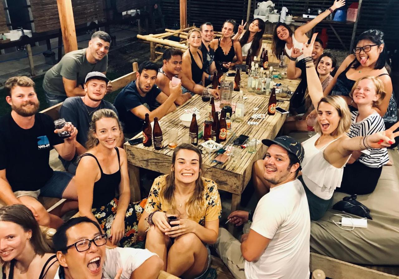 Coco Pod Siargao Hostel ゼネラル・ルナ エクステリア 写真